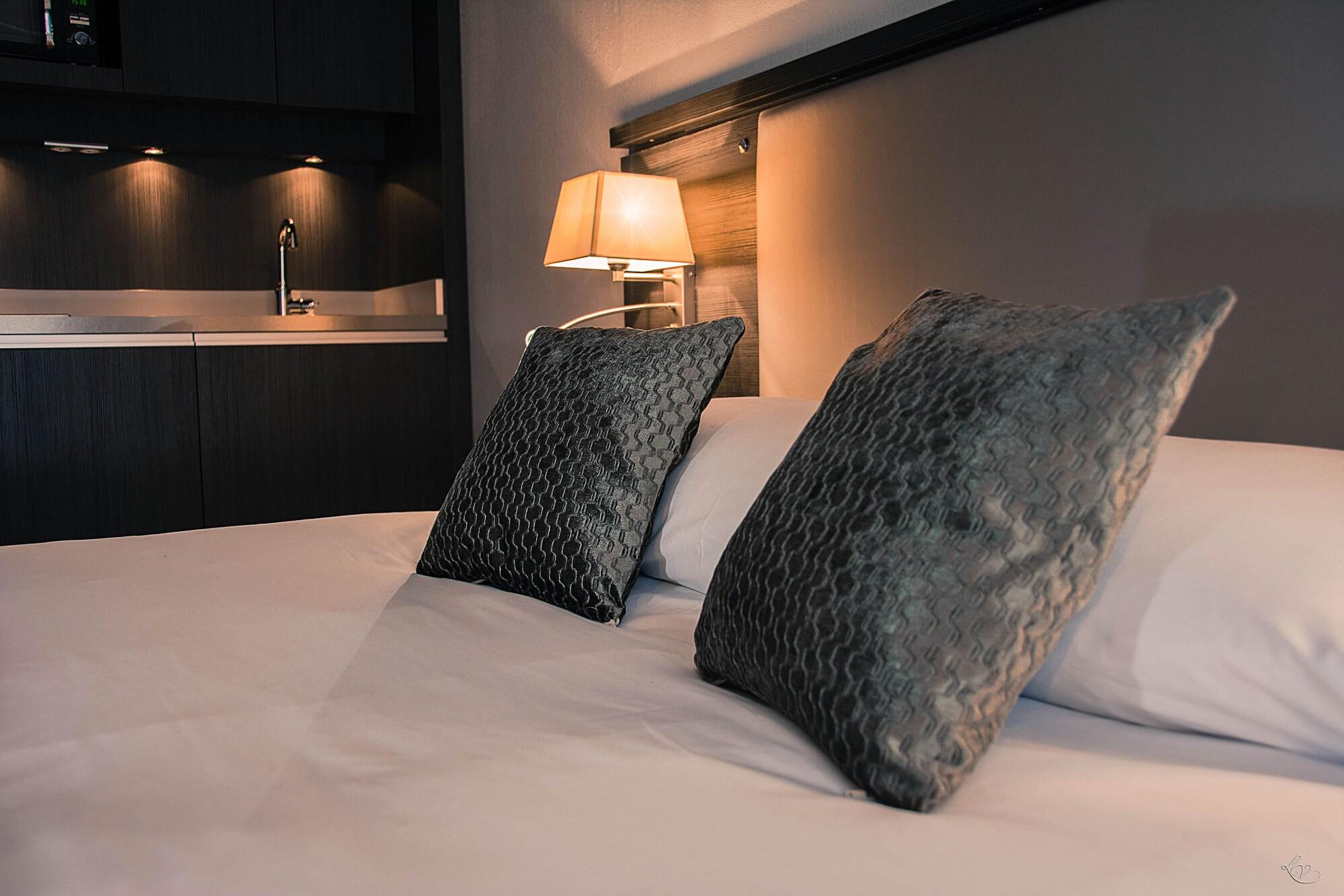 Sejours & Affaires Aix-En-Provence Mirabeau Aparthotel Bagian luar foto