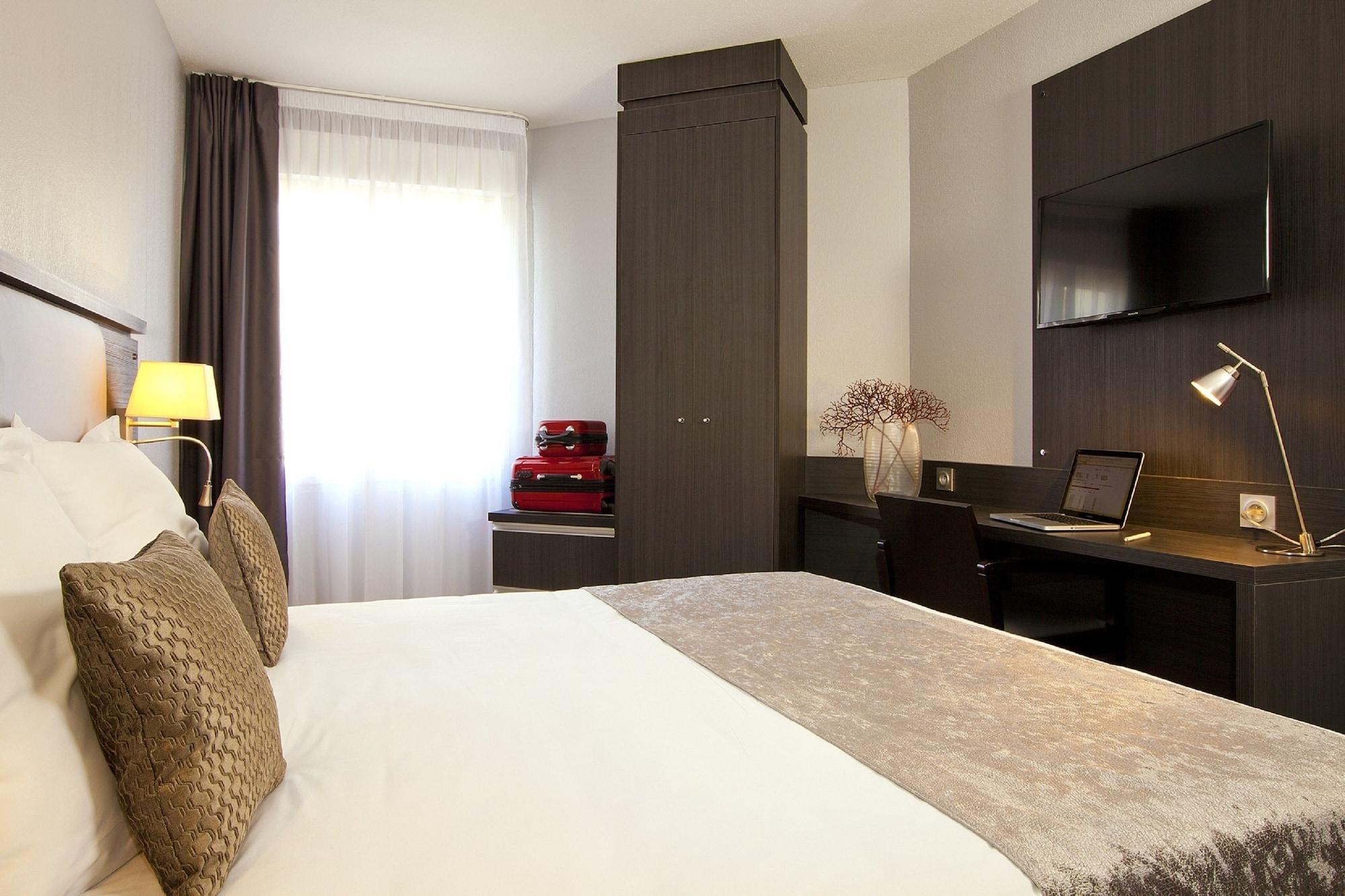Sejours & Affaires Aix-En-Provence Mirabeau Aparthotel Bagian luar foto