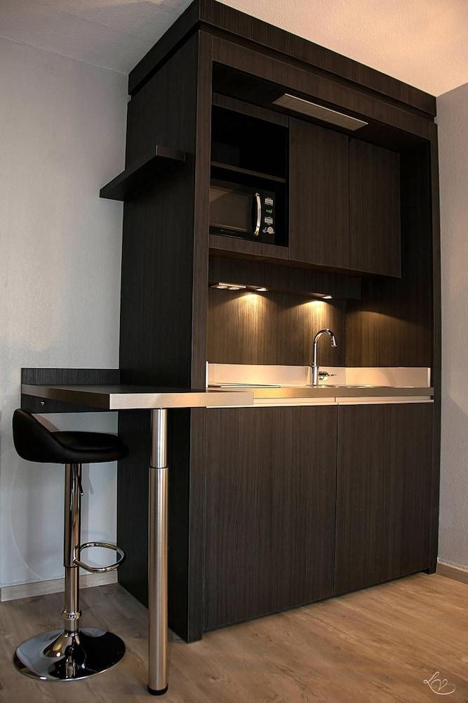 Sejours & Affaires Aix-En-Provence Mirabeau Aparthotel Bagian luar foto